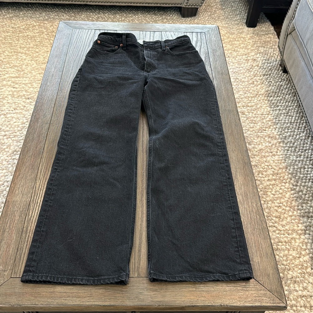 Abercrombie & Fitch 90s relaxed high rise jeans black.  26 Xshort
